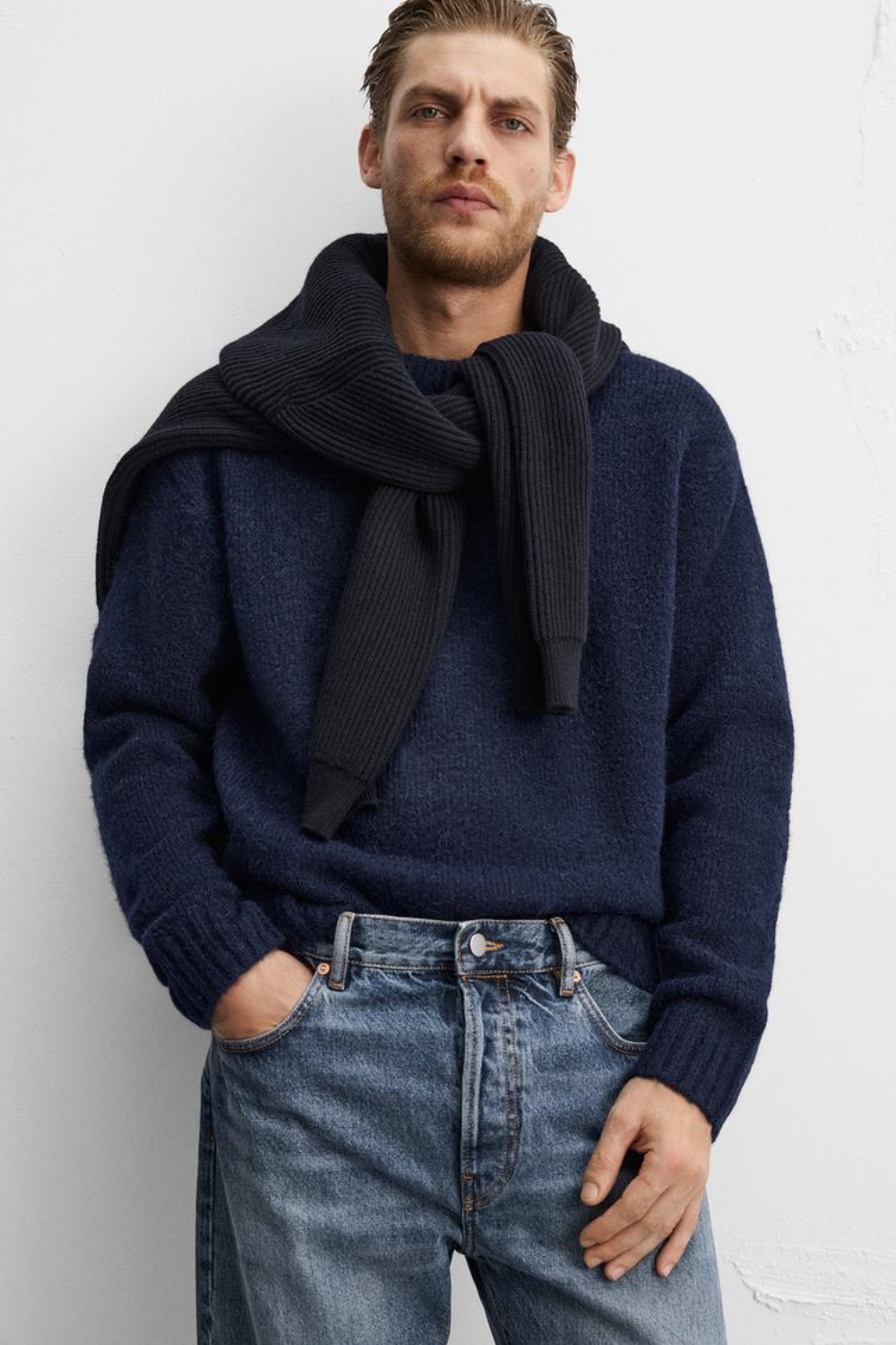 Timeless Fit Crew Neck Wool Sweater for Women - OutfitLondon