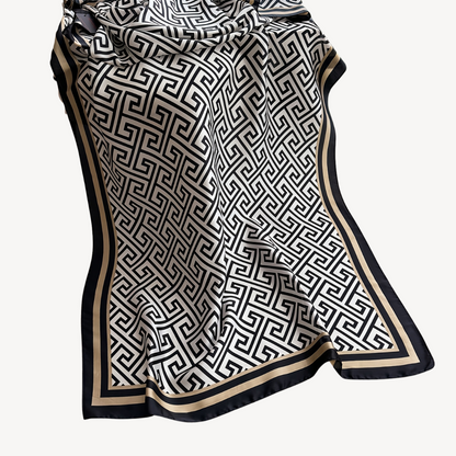 Fashionable Grid Pattern Women's Scarf
