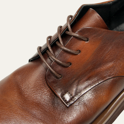 Classic Black Leather Oxford Shoe