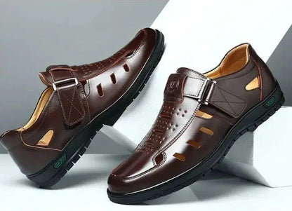 Men’s Leather Sandals – Closed Toe – Breathable Cut-Out Design – Adjustable Buckle Strap