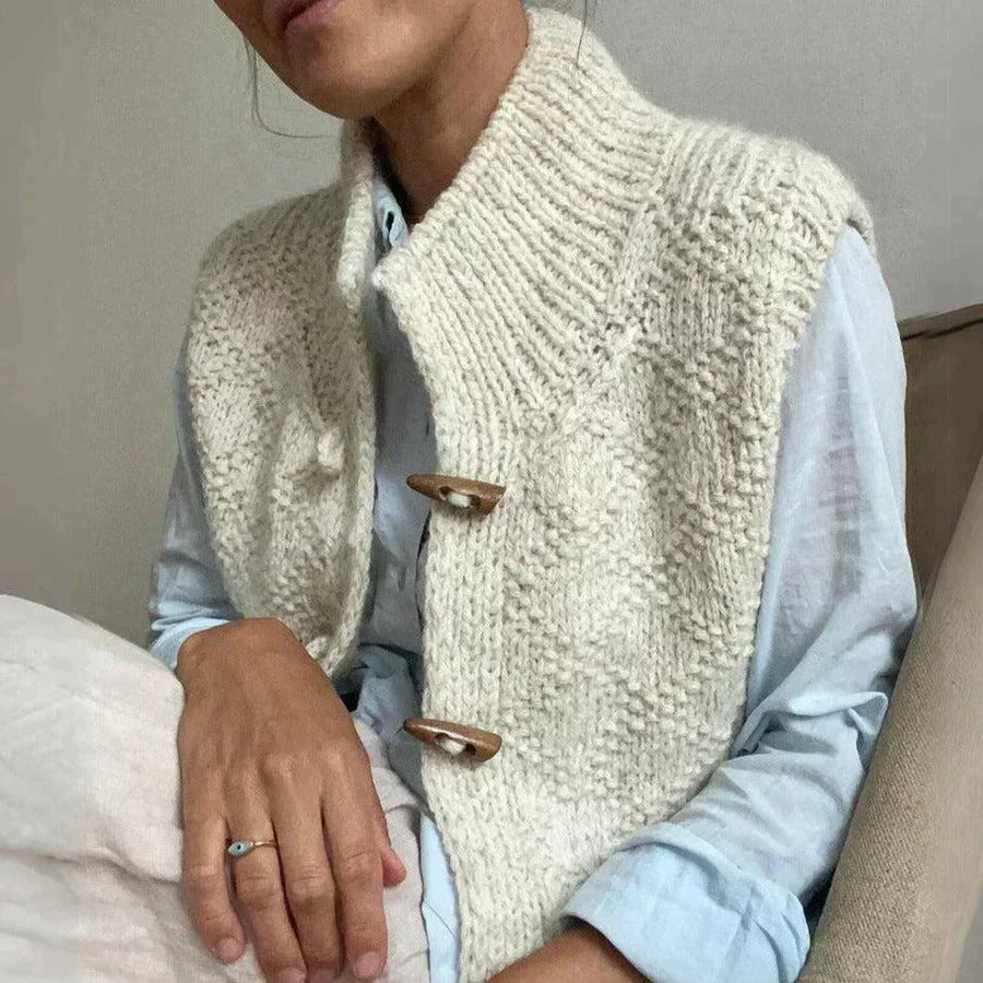 Chic Ladies Short Knitted Sweater