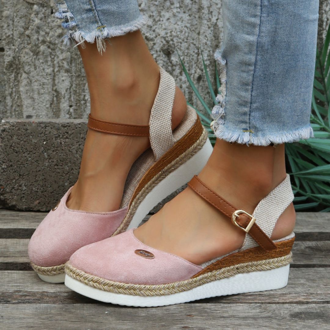 Comfortable Flat Suede Sandals for Women
