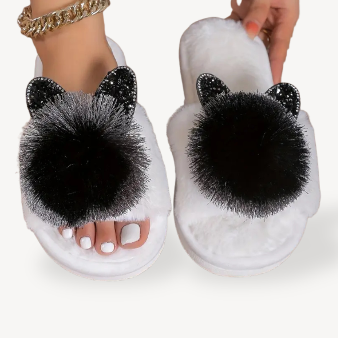 Comfy Women's Plush Fleece Slipper Shoes - OutfitLondon