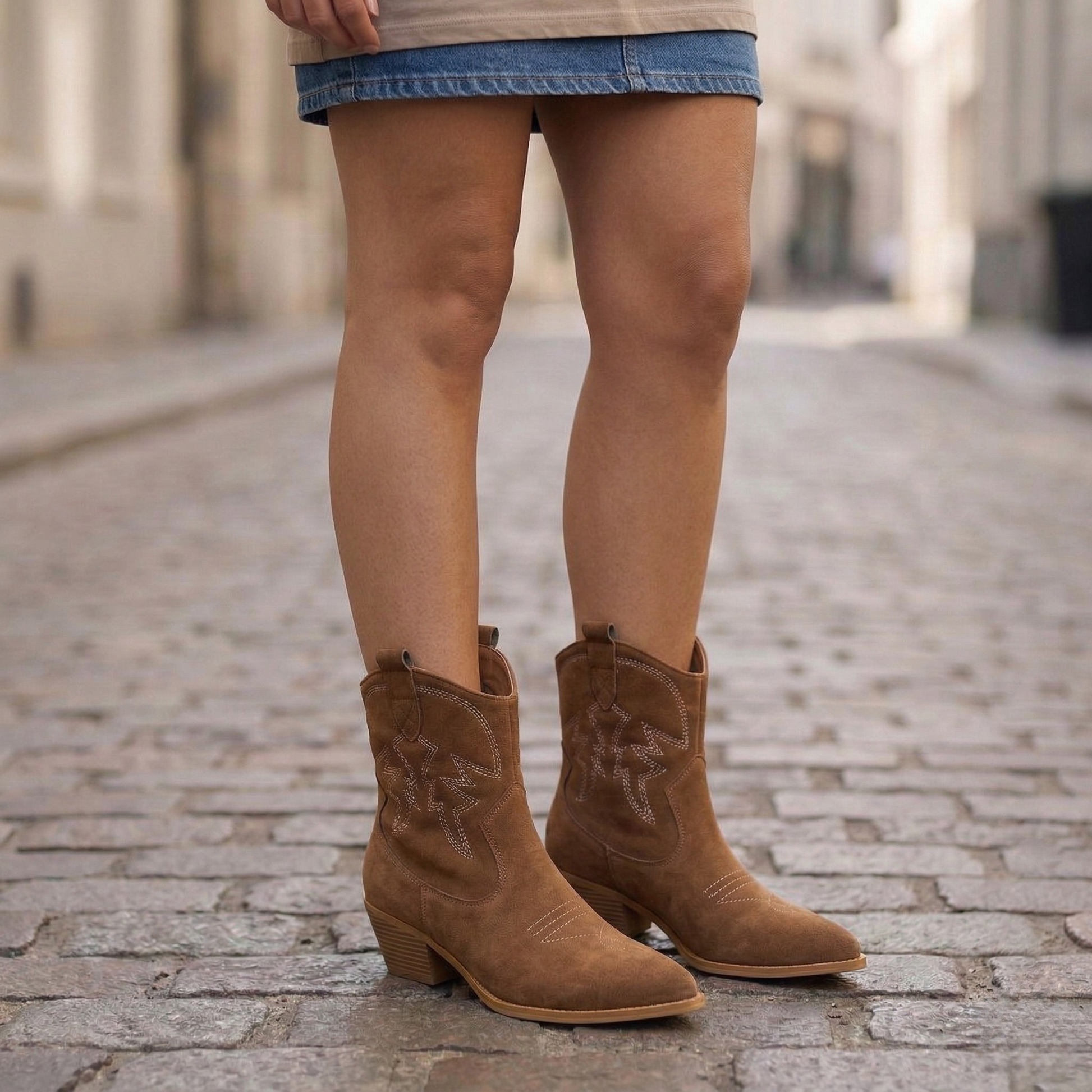Low Heel Western Cowboy Boots for Women - OutfitLondon