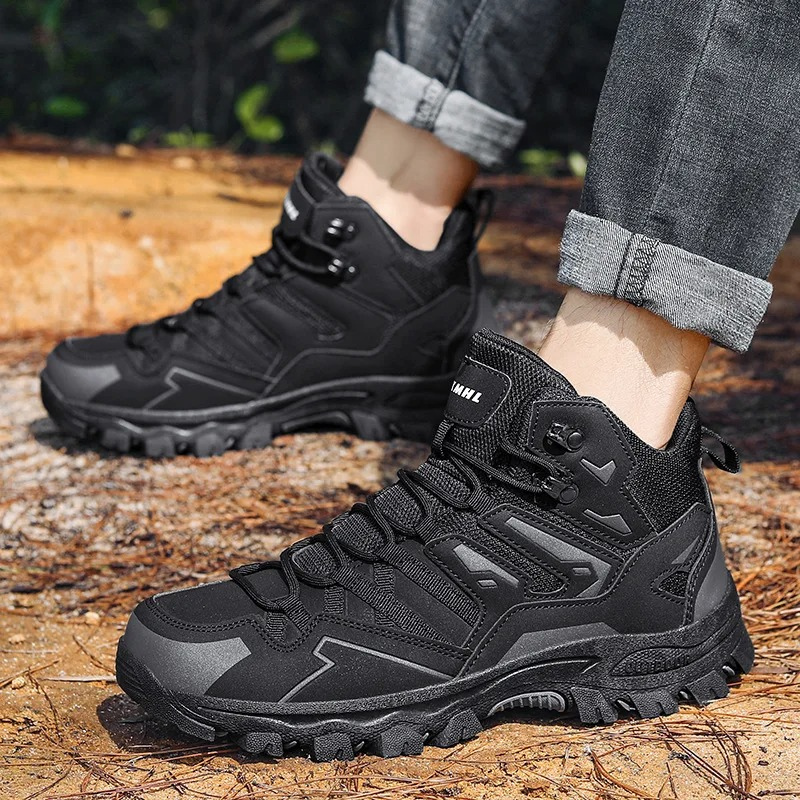 Warm Waterproof Mens Trekking Boots