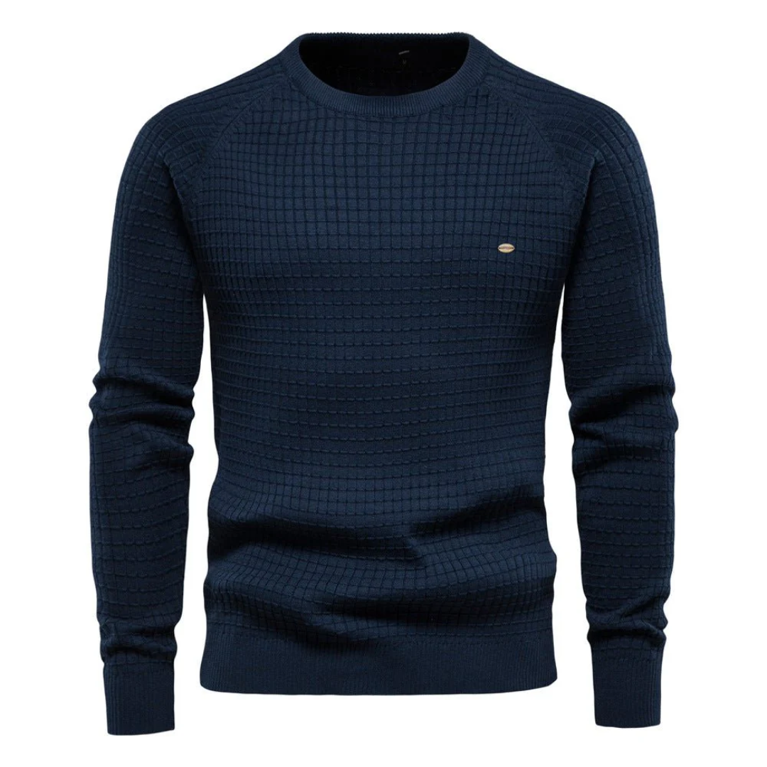 Fine Gauge Fitted Crew Neck Knitted Sweater