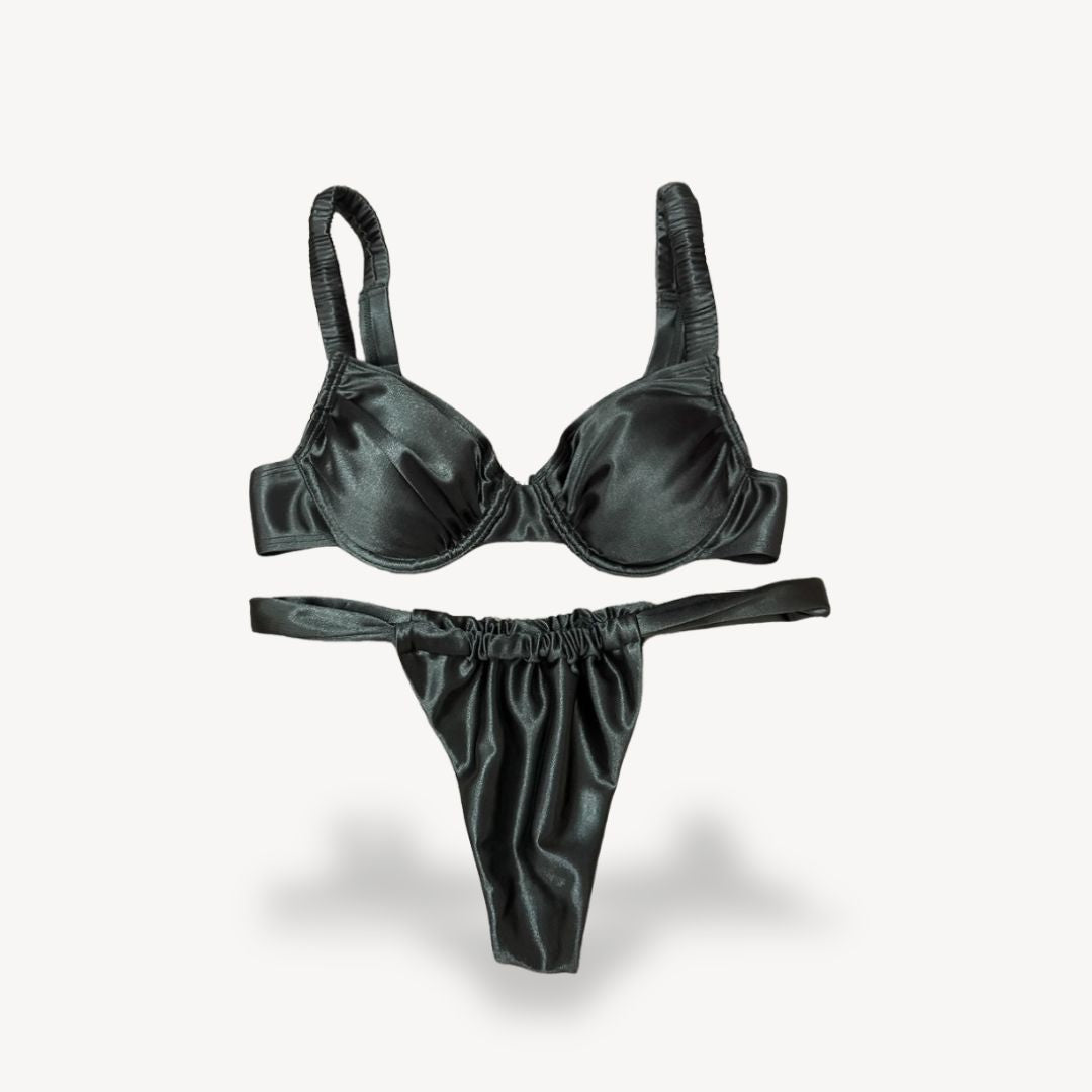 Lace Lift Bra and Panty Set - OutfitLondon