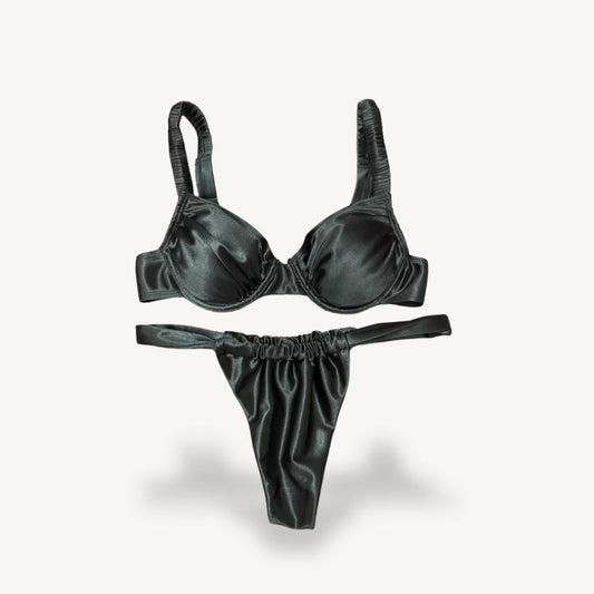 Lace Lift Bra and Panty Set - OutfitLondon