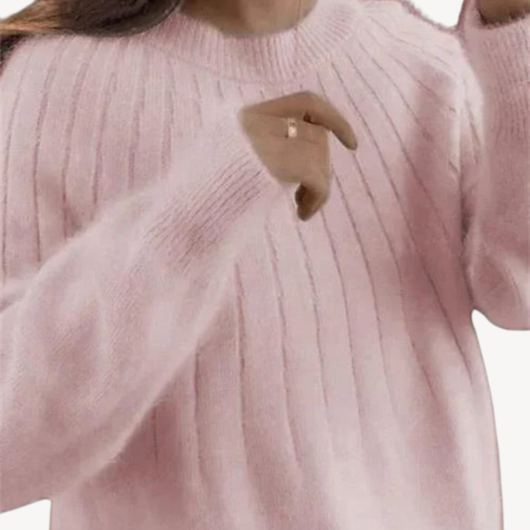 Soft Women's Cable Knit Wool Sweater