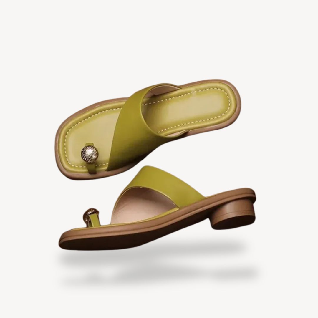 Comfortable Wide Toe Leather Sandals for Women