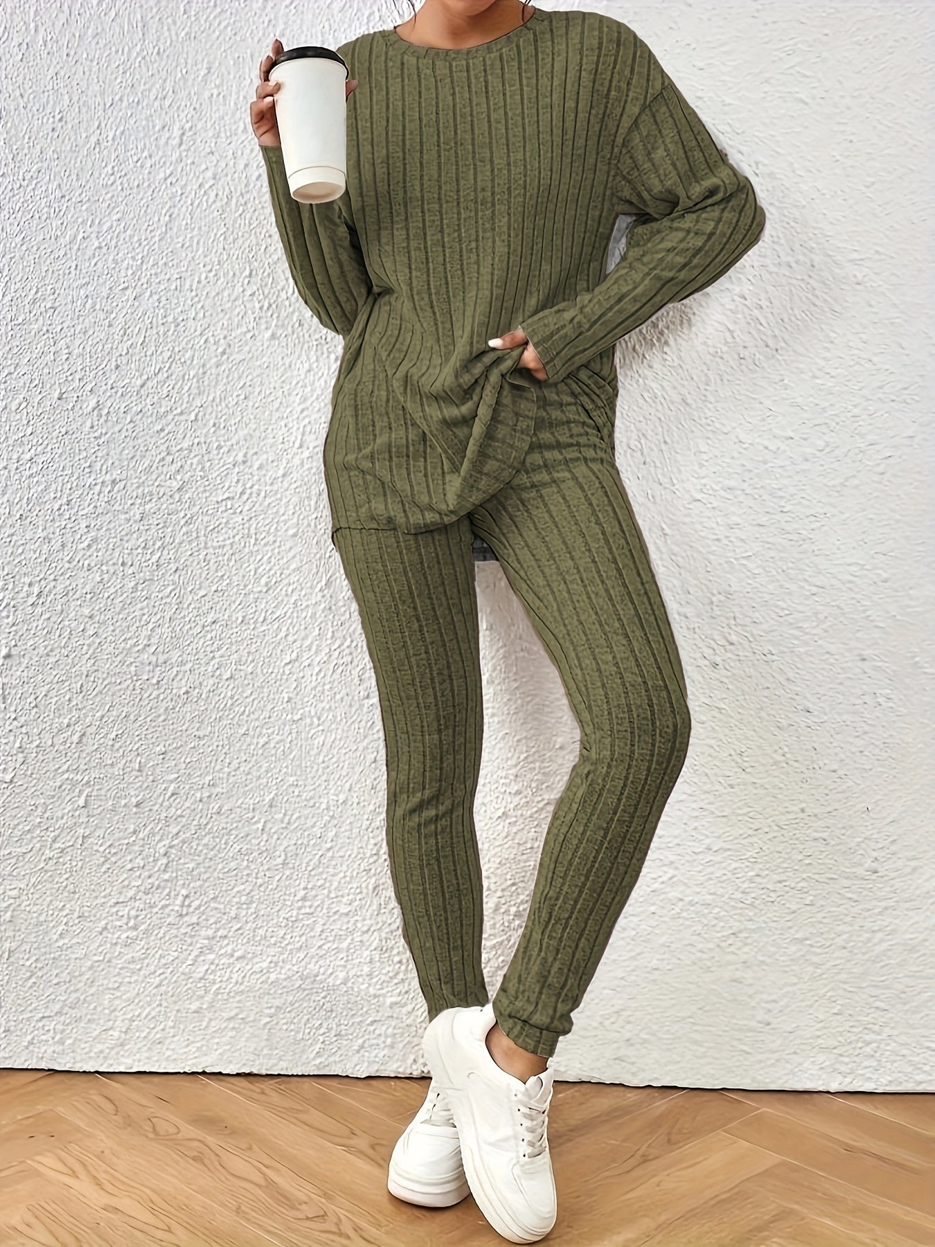 Soft Ladies 2-Piece Long Sleeve Top and Leggings Set