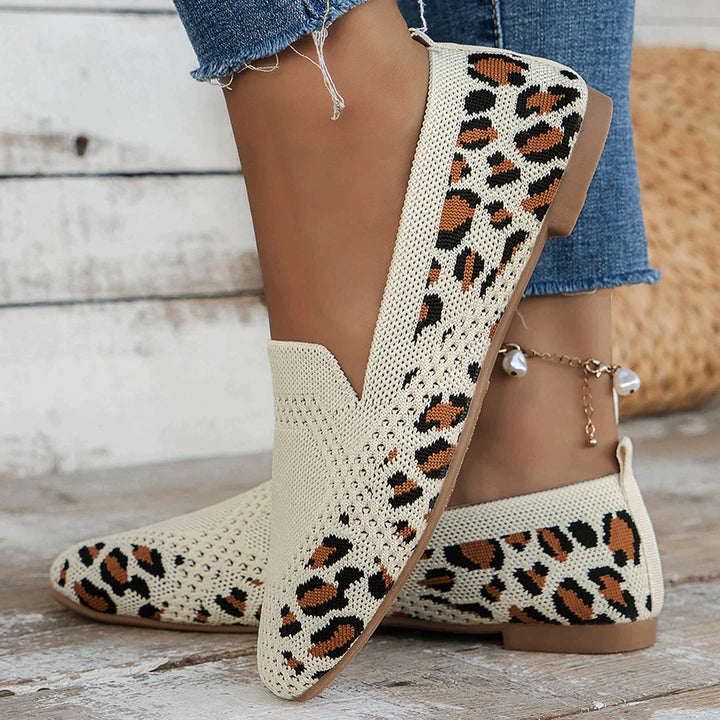 Step-In Elegance: Orthopedic Non-Slip Flat Shoes - Comfort Meets Style