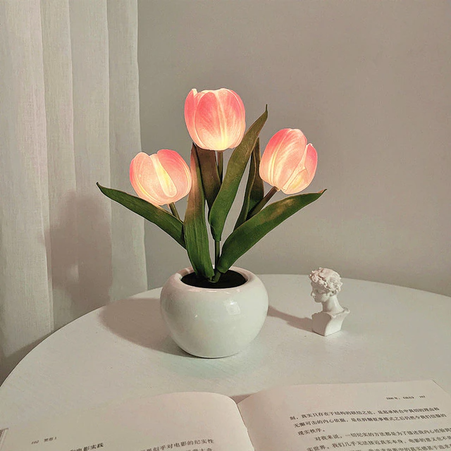 TulipGlow LED Tulip lamp