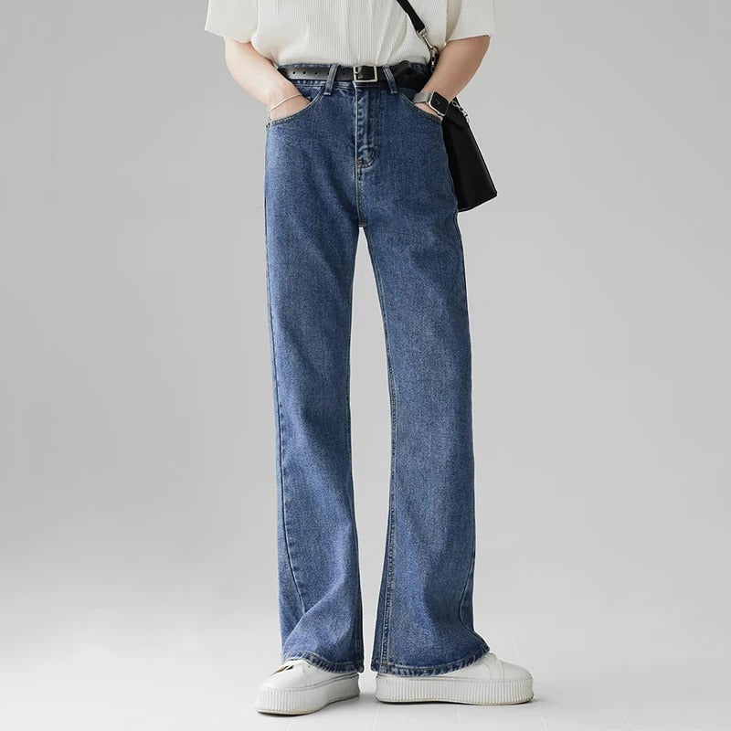 Relaxed Fit Vintage Style Jeans - OutfitLondon