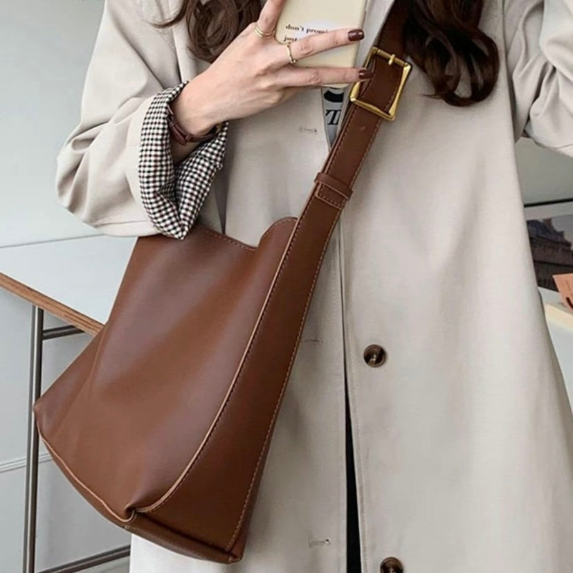 Stylish Ladies Crossbody Handbag