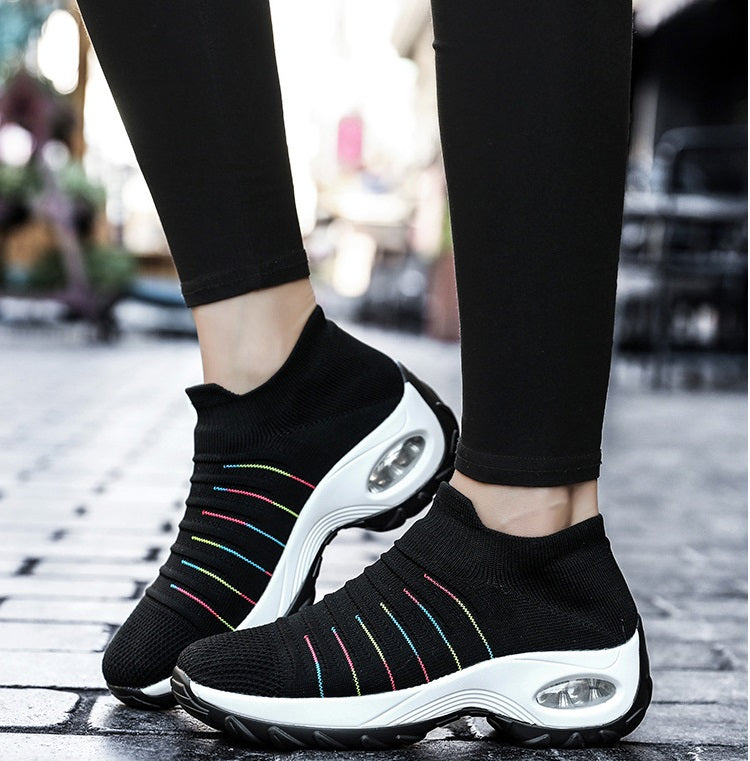 Woman's Striped Pattern Knit Sports Shoes