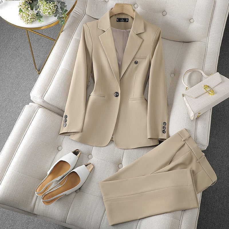 Women's Elegant Long Sleeve Wool Blend Formal Suit with Cropped