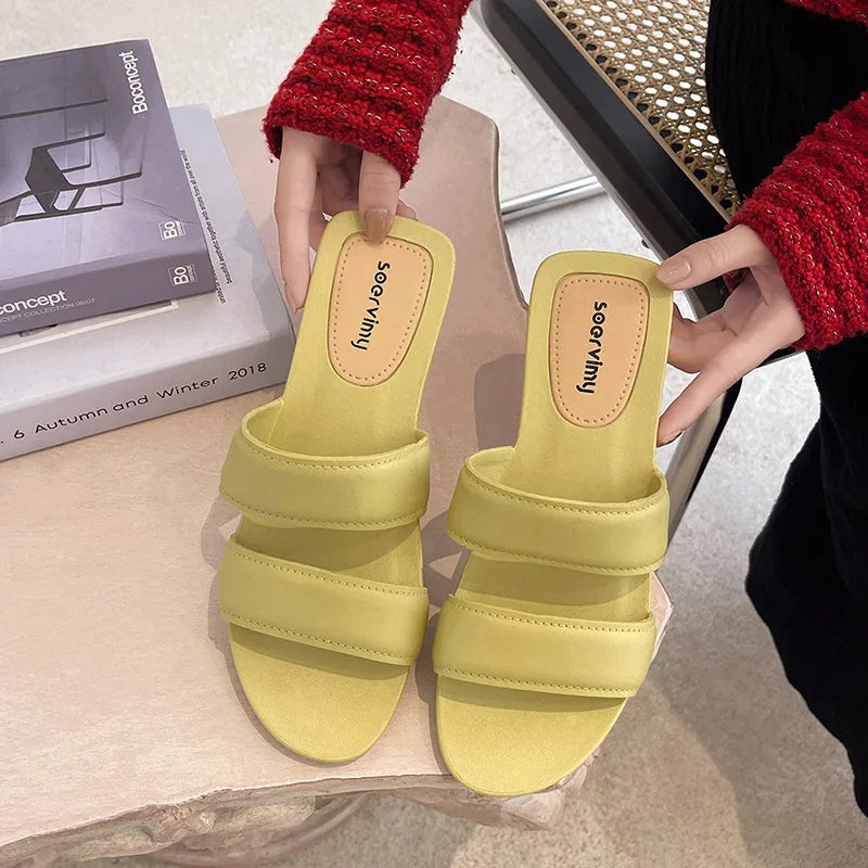 Breathable Lightweight Anti Slip Beach Sandals