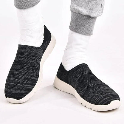 Comfortable Wide Fit Men's Walking Shoes