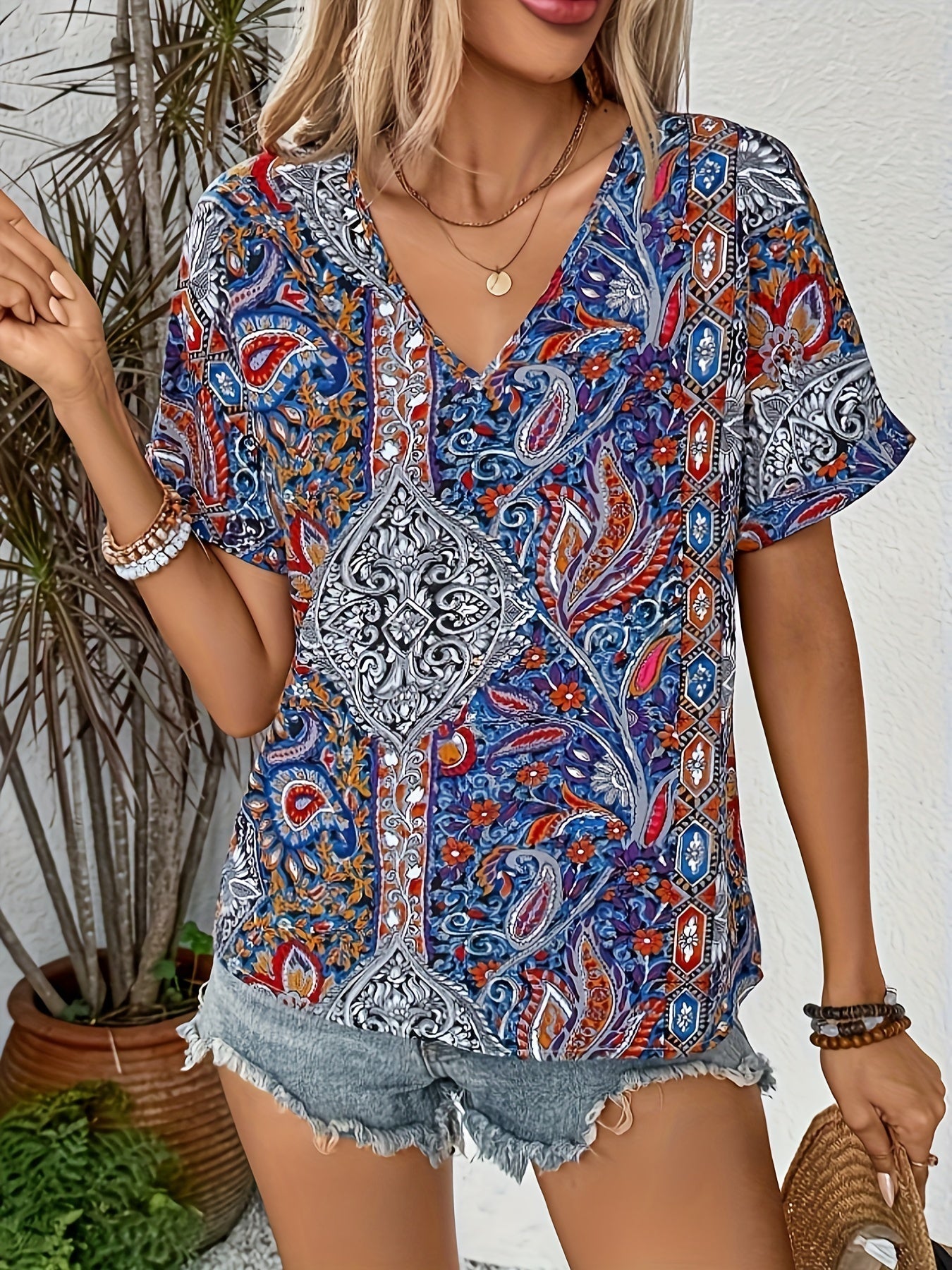 Elegant Patterned Ladies Blouse
