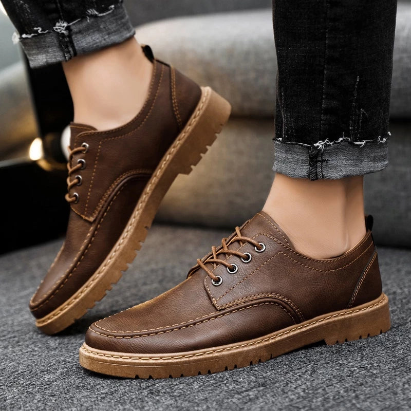 Men's Lace-up Shoes Robust Leather Shoes in Casual Style for Leisure and Everyday use