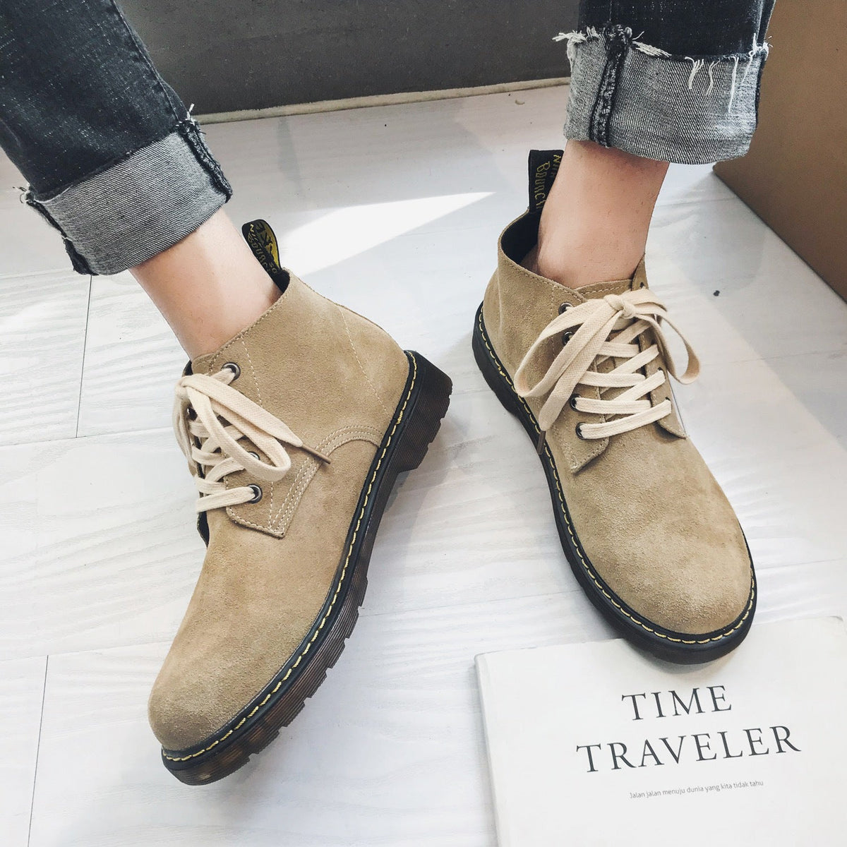 Men's Classic Leather Lace-Up Boots