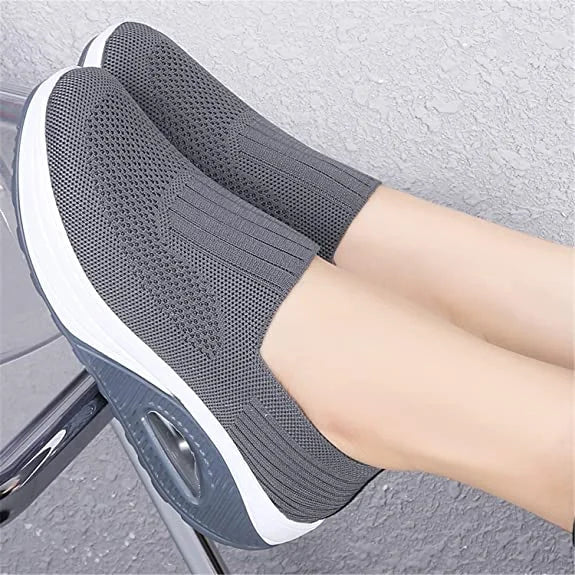 Women’s Orthopedic Comfy Sneakers