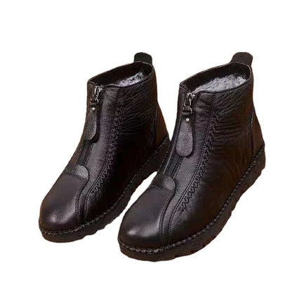 Insulated Women's Snow Boots - Waterproof and Grip Soles