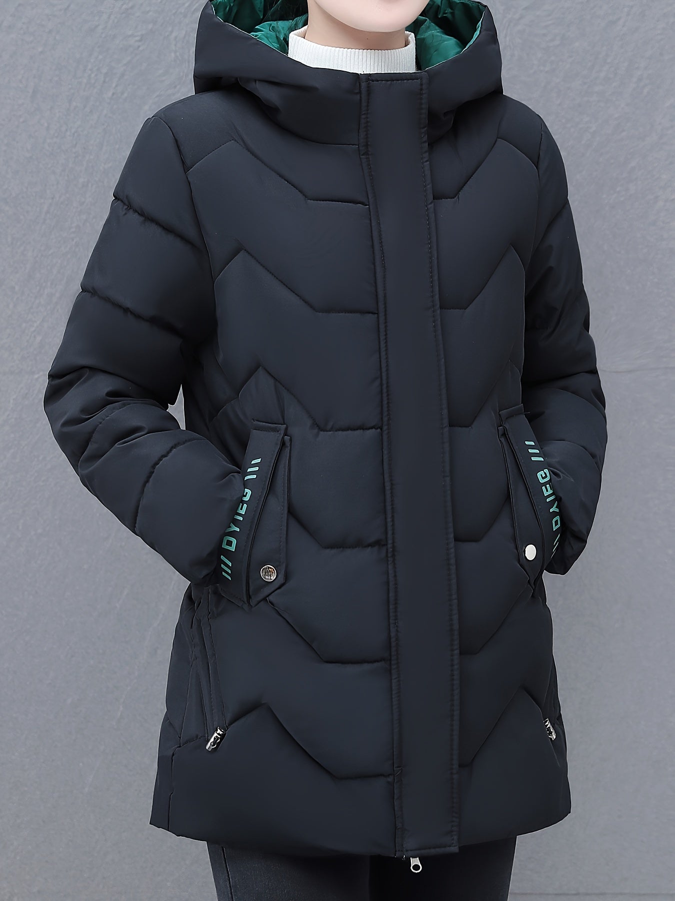 Warm Women's Down Jacket with Hood for Daily Use - OutfitLondon