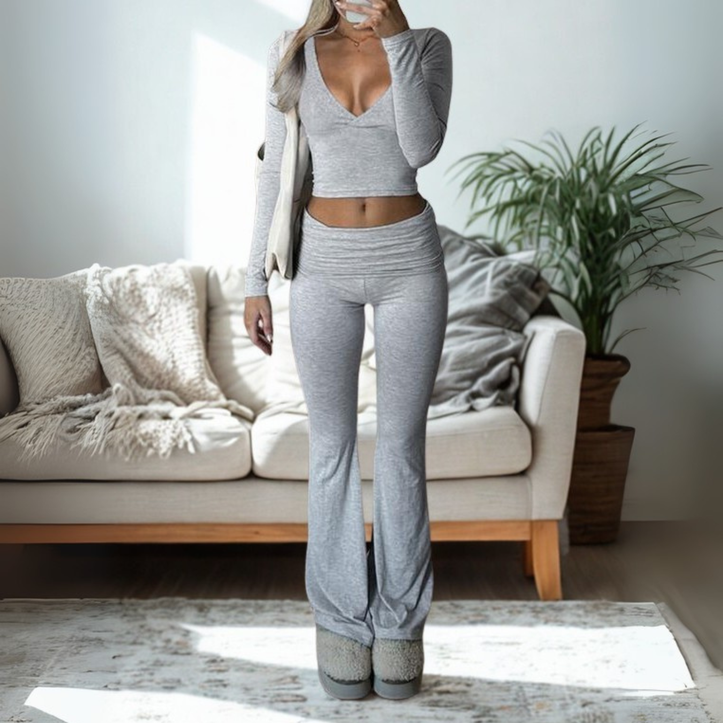 Relaxed Fit V-Neck Crop Top and Leggings Set - OutfitLondon