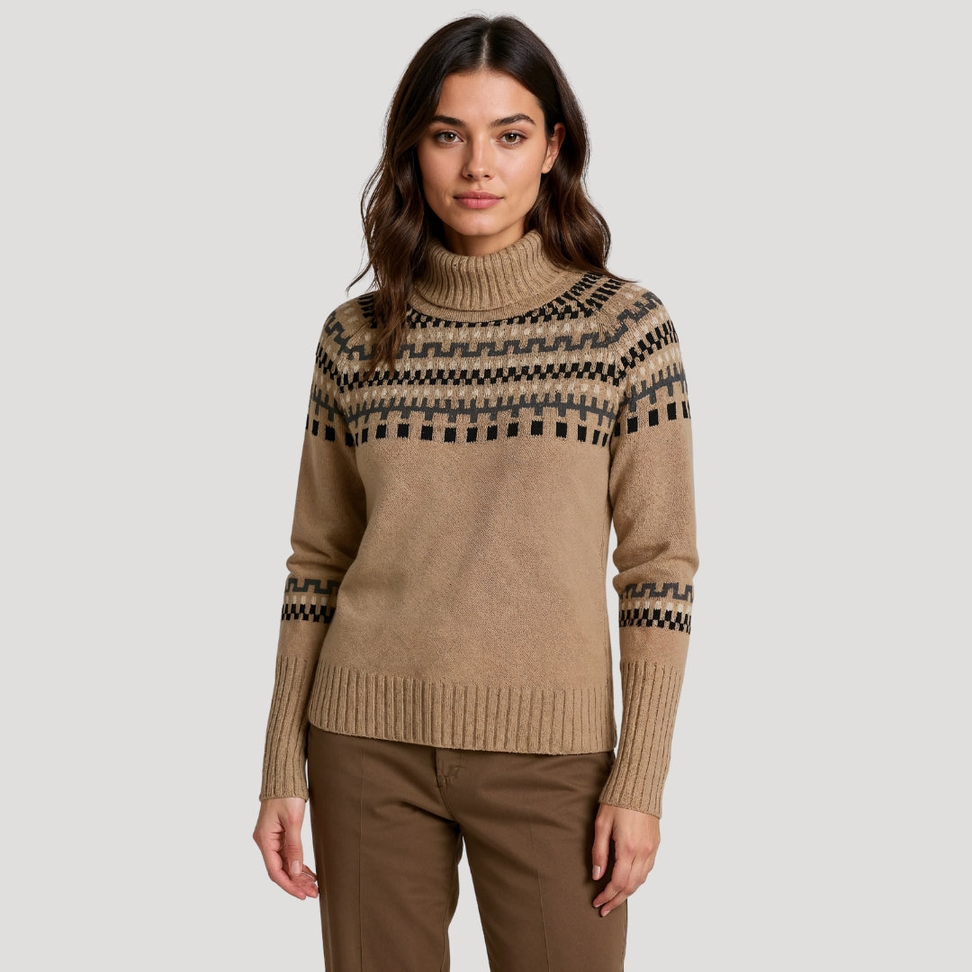 Cozy Female Crew Neck Cable Sweater - OutfitLondon