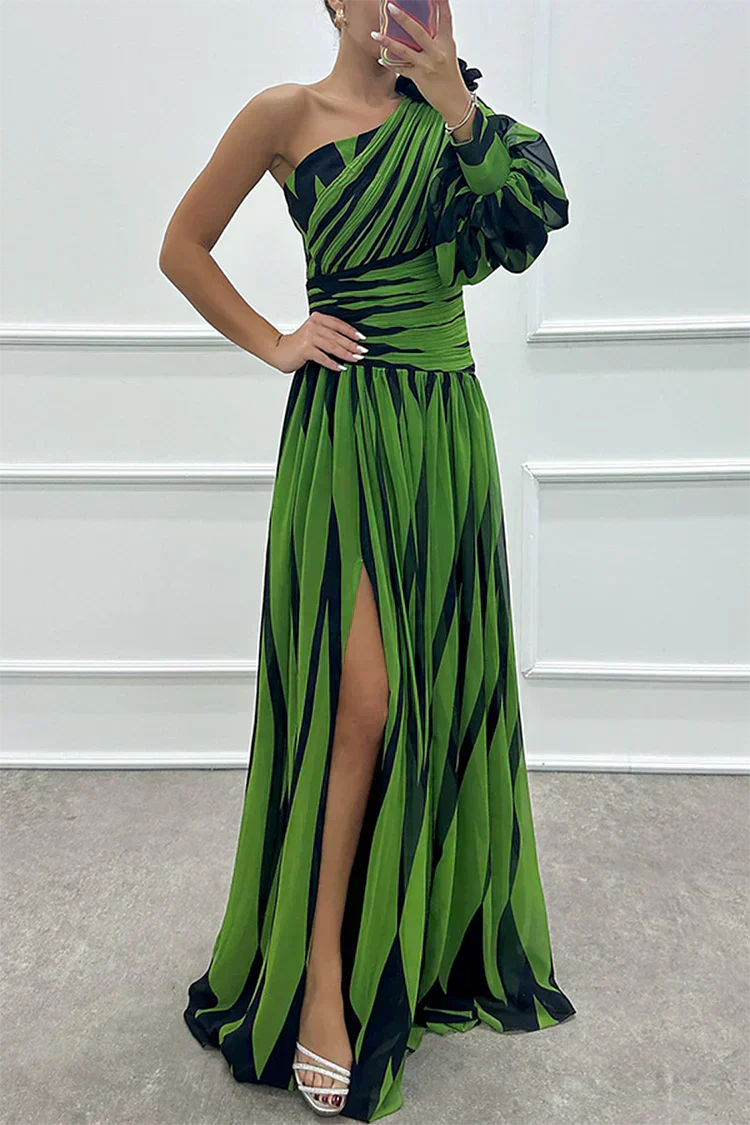 Chic Asymmetrical One Shoulder Stripe Dress