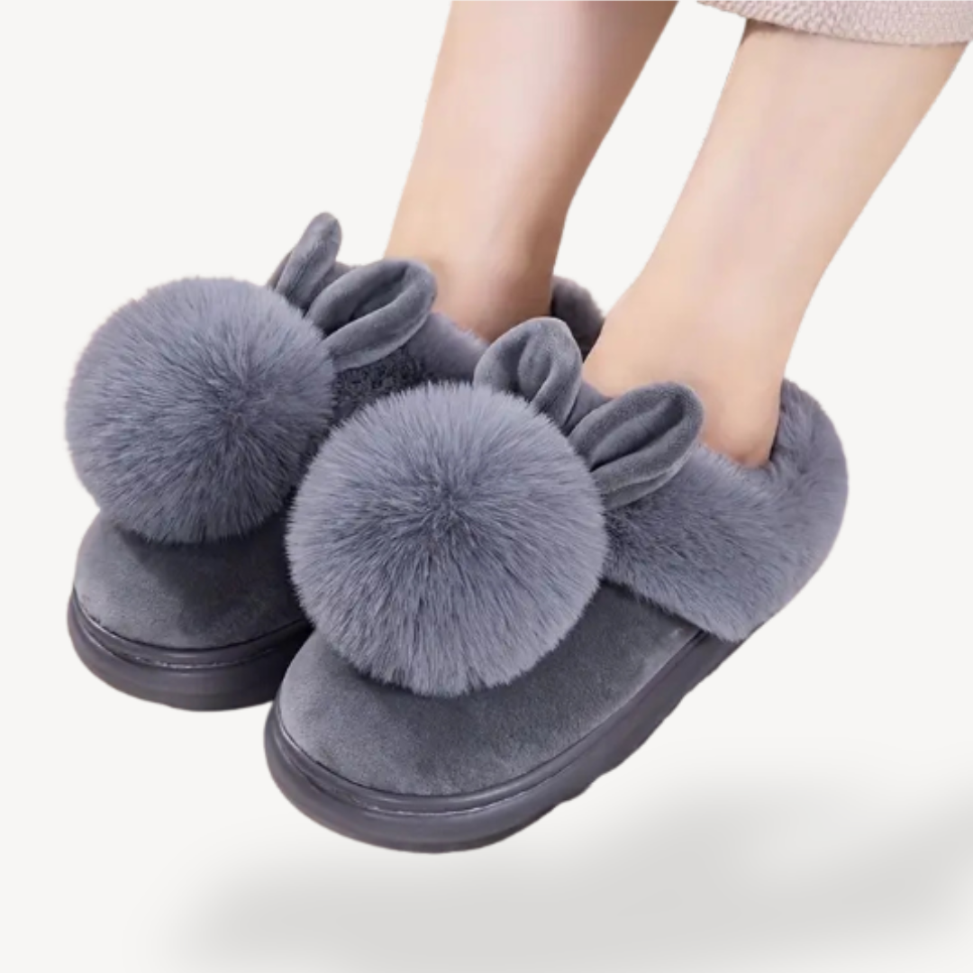 Cozy Women's Plush Bunny Slipper Socks - OutfitLondon