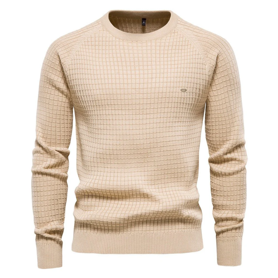 Fine Gauge Fitted Crew Neck Knitted Sweater