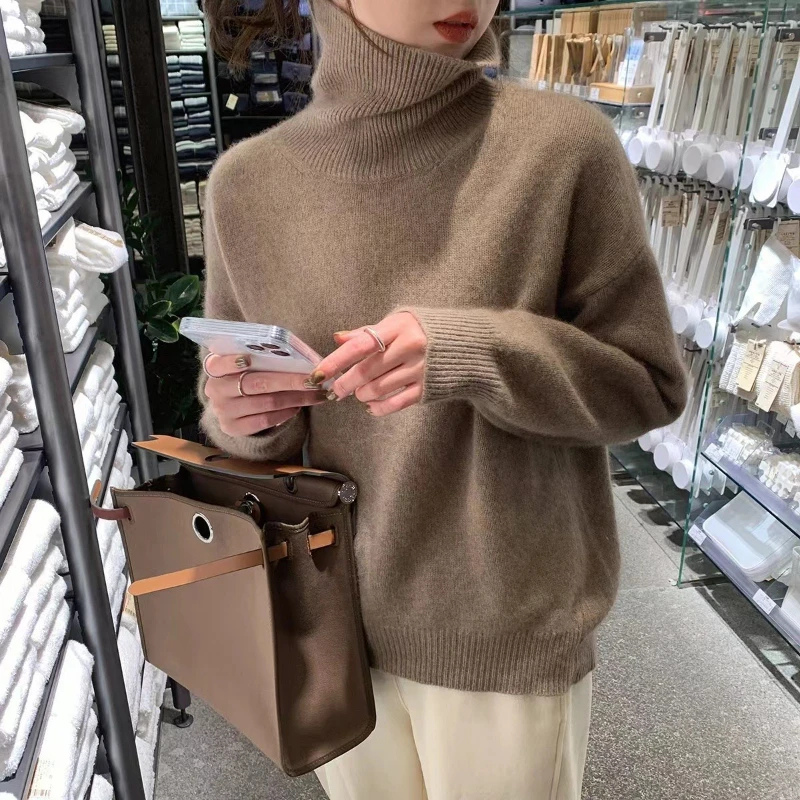 Warm Women's Fuzzy Cable Knit Sweater