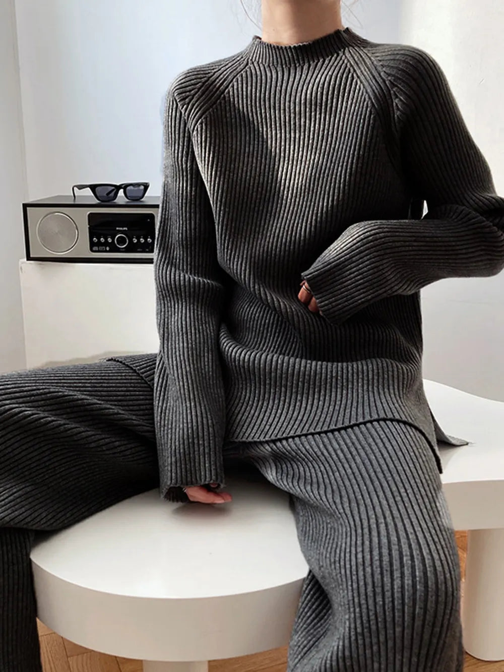 Comfortable Crew Neck 2 Piece Tracksuit Set