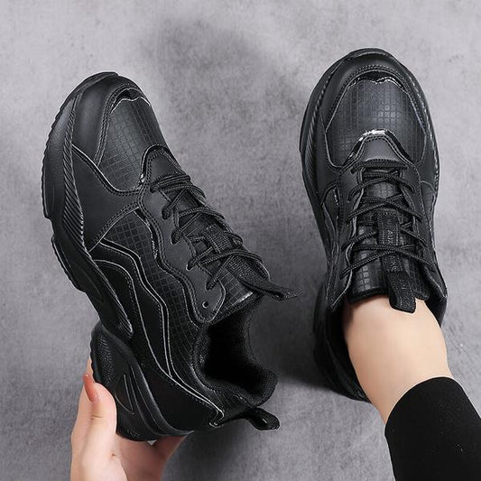Fashionable Women's Teun Sneakers - OutfitLondon