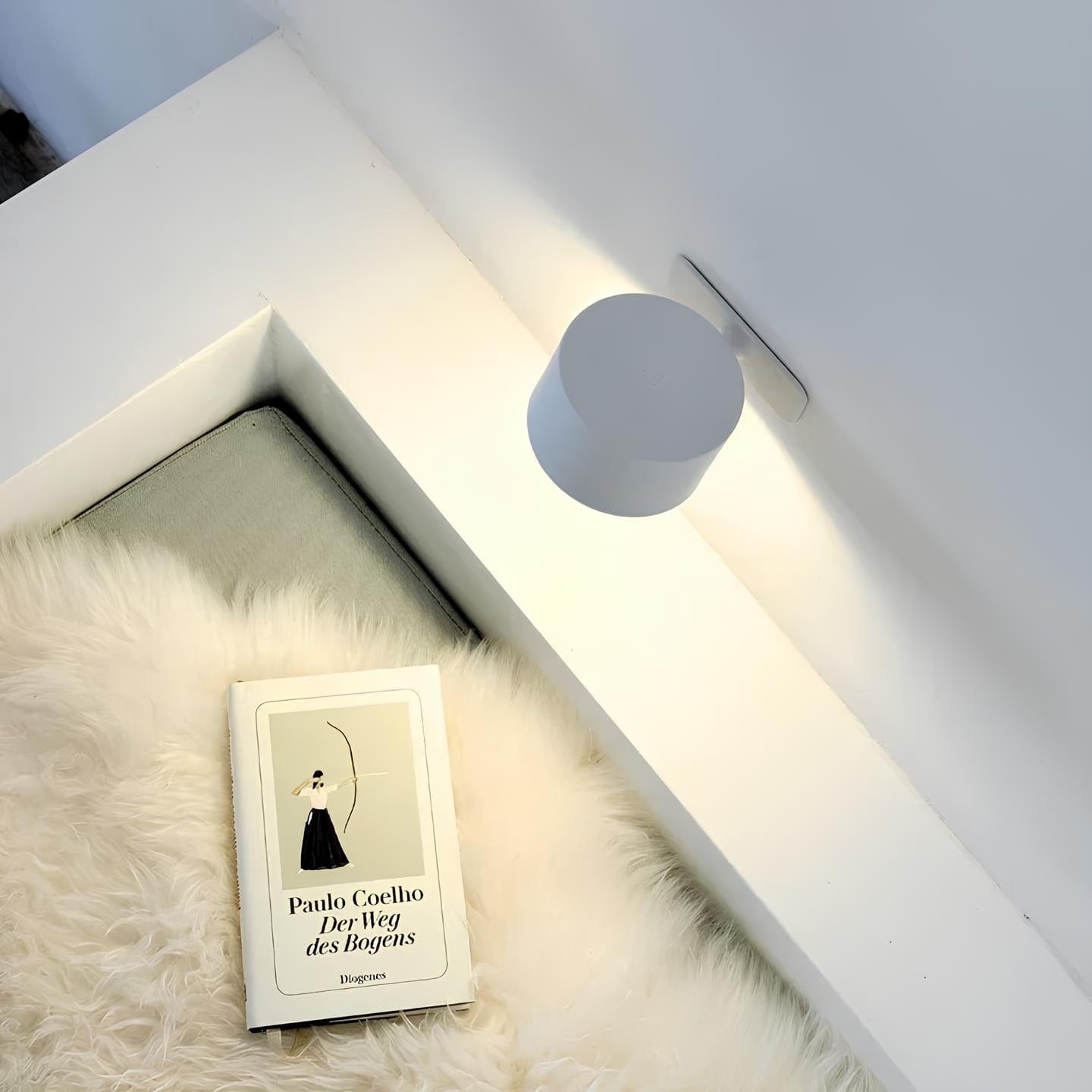 Cordless Wall Lamp - Battery Operated Light - Rechargeable Wall Light - Ambilume