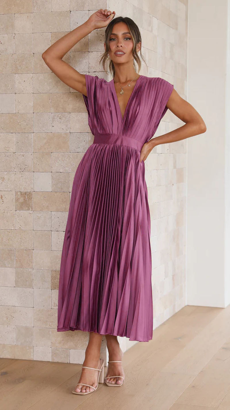 Women's Elegant V-Neck Pleated Maxi Dress