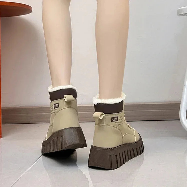 Cozy Winter Women's Insulated Snow Boots