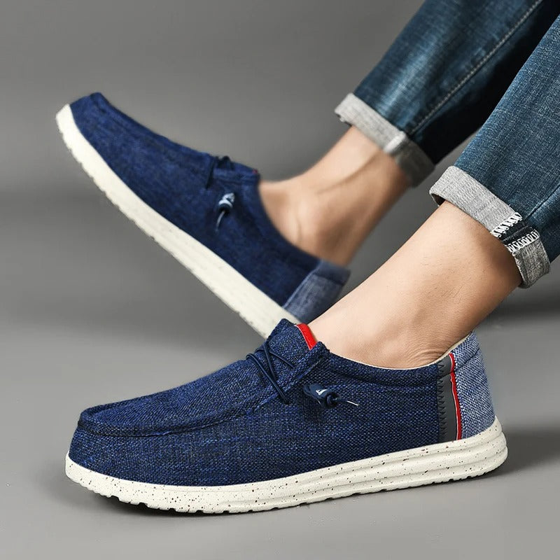 Cozy Blue Jean Slippers with Colorful Accents - OutfitLondon