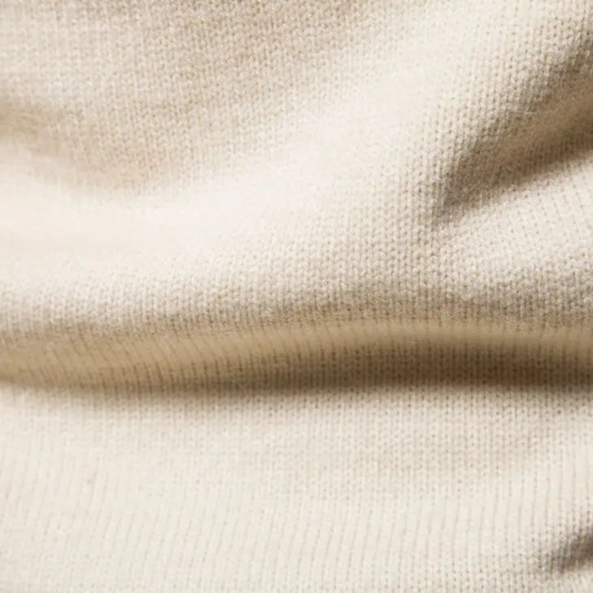 Men's Fitted Chunky Crew Neck Sweater