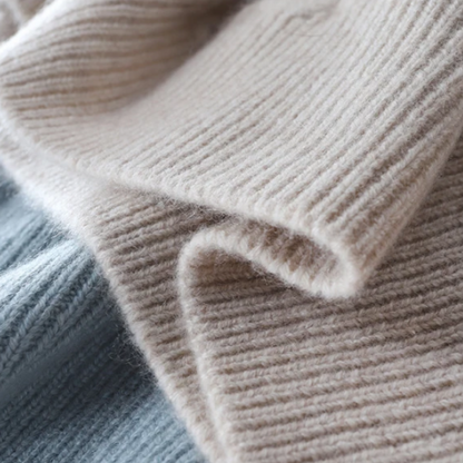 Warm Women's Turtleneck Winter Sweater