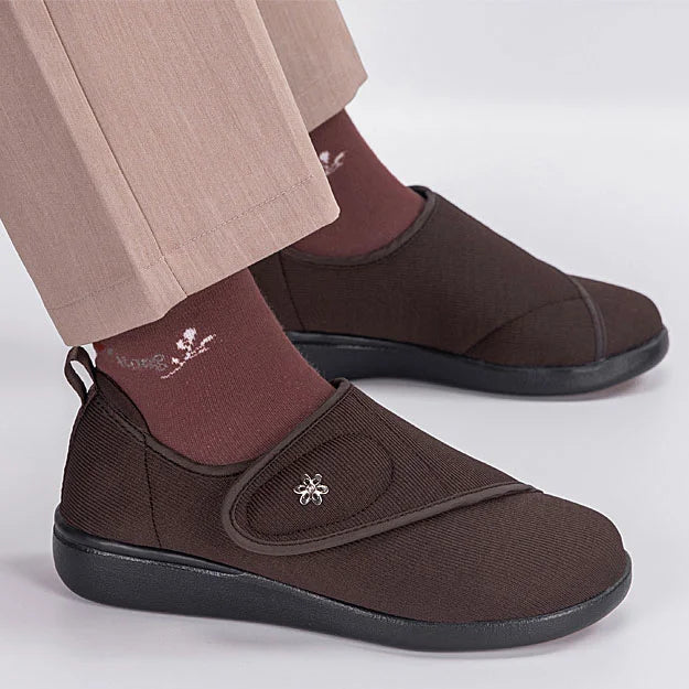 Comfortable Women's Wide Fit Flats