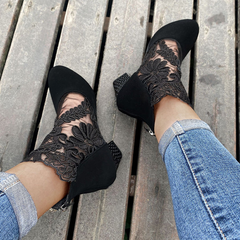 Elegant Lace High Heel Boots