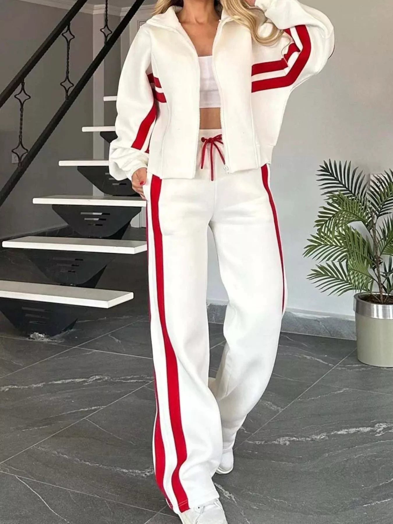 Stylish Plus Size Sports Tracksuit Set