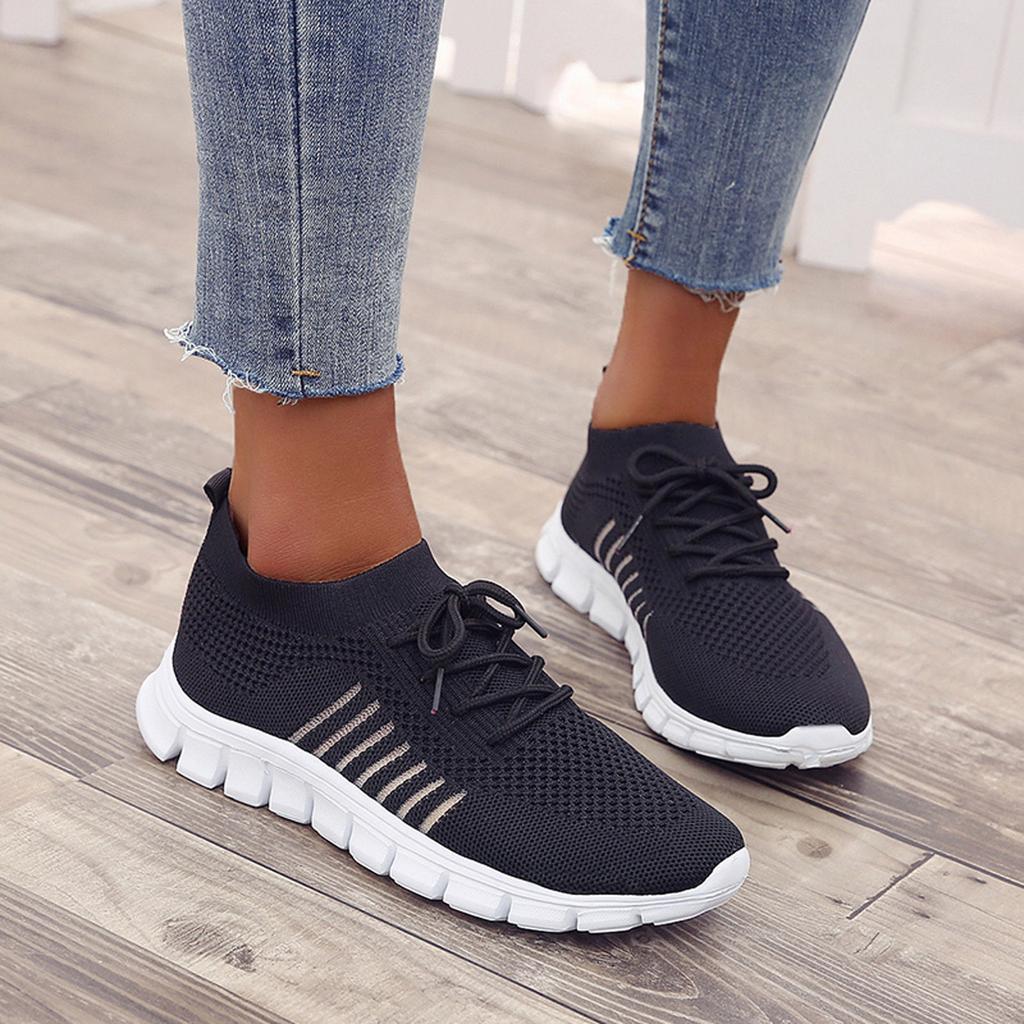 Comfortable Airy Walking Shoes