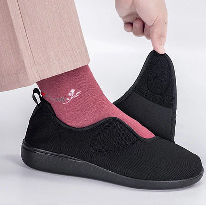 Comfortable Women's Wide Fit Flats