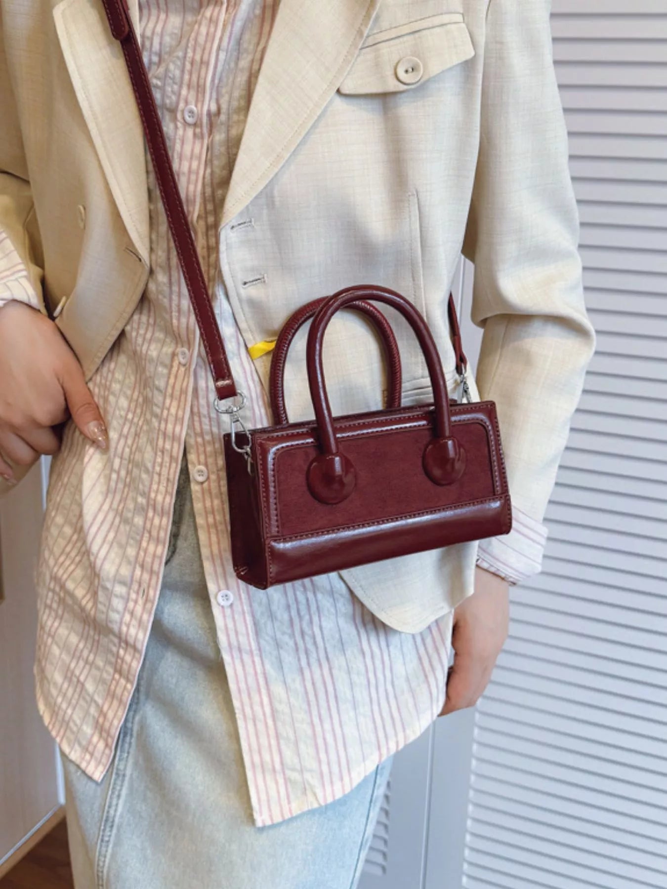 Tiny Fashionable Cross Body Handbag