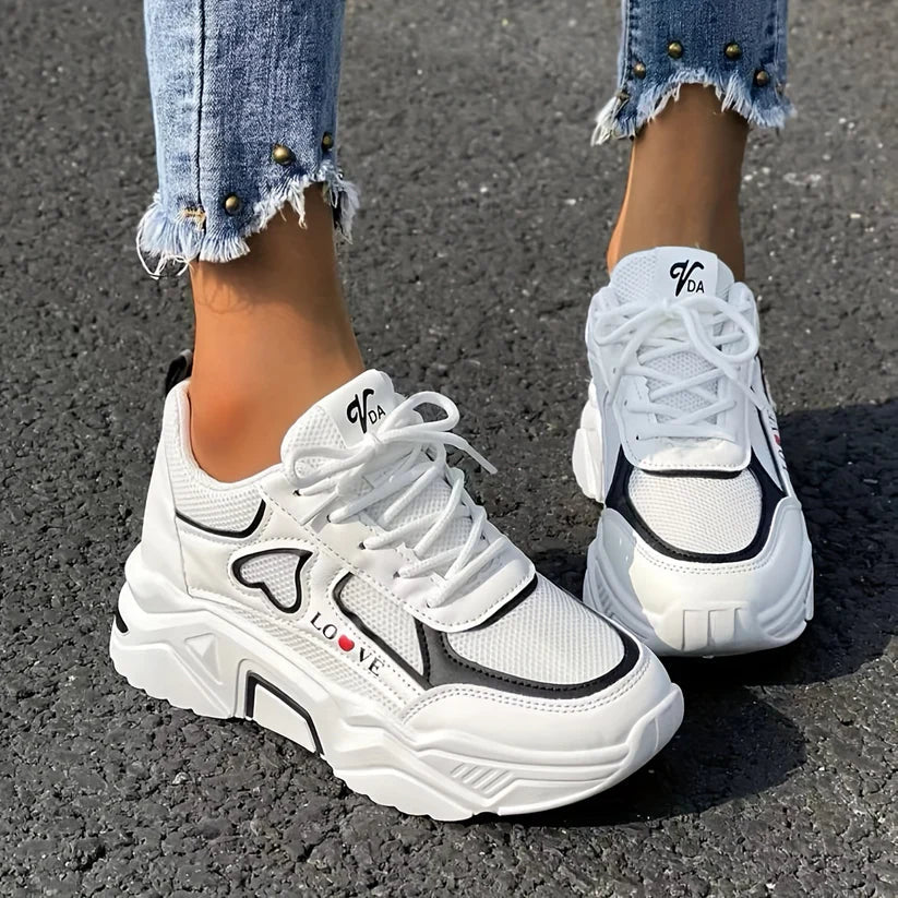 Stylish Love Pattern Women's Casual Shoes